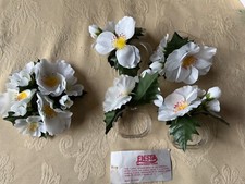 White Blossom Napkin Rings x 4 & Candle Holder x 1 By Fiesta International