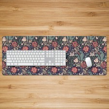 William Morris`Pattern Style