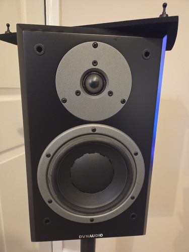 Dynaudio emit m20 black - emit,