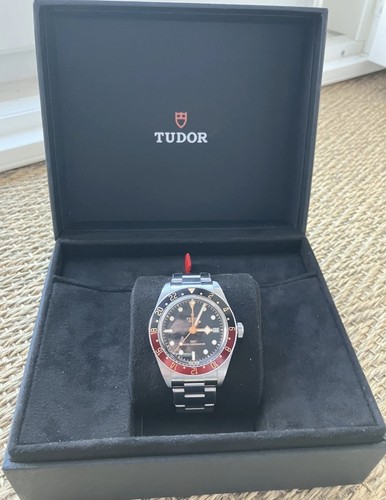 Tudor black bay - bay, (coke)