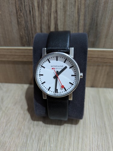 Mondaine swiss railway watch - mondaine,