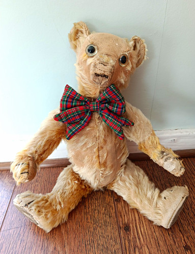 Vintage antique teddy bear - antique,