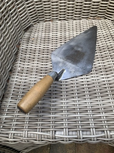 Stanley cast back - 11”,