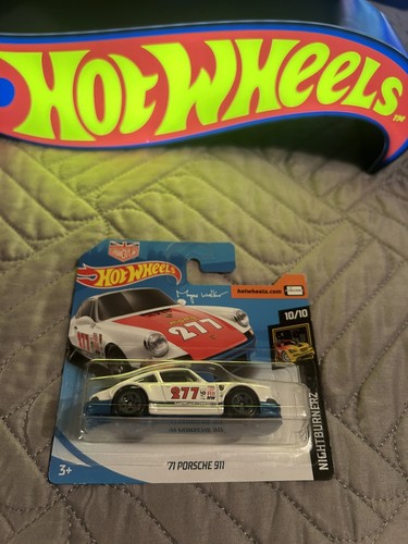 Hot wheels porsche 911 - hot,