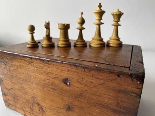 Antique chess box x - chess, +