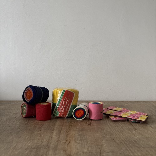Vintage crepe paper - vintage, x7