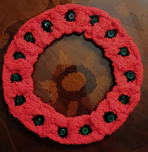 Handmade knitted poppy - poppy, wreath