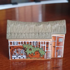 Wade Whimsies Whimsey-On-Why Porcelain Figurine Watermill House Barn England #14
