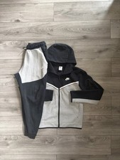 Nike Grey Tech Fleece