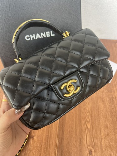 Chanel gwp black quilted - quilted, top