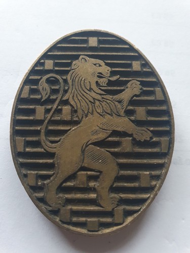 Bronze carta family crest - bronze,