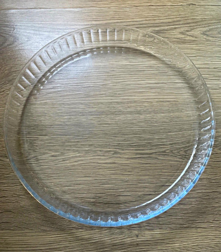 Pre 1975 vintage pyrex dish - pyrex,