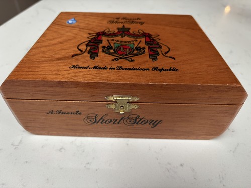 Arturo fuente short - arturo, story