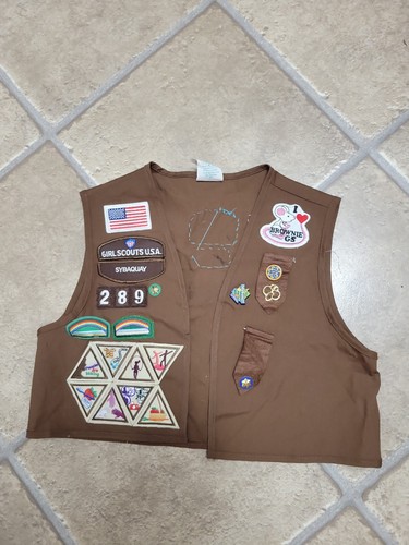 Girl scout brownie - scout,
