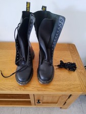 DR Martens 1914  14 Hole High Leg Size 8 NEW.