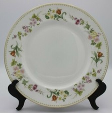 Wedgwood Mirabelle Dinner Plate  10 3/4 inches Gold Rimmed