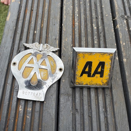 Vintage car grille badge - grille,