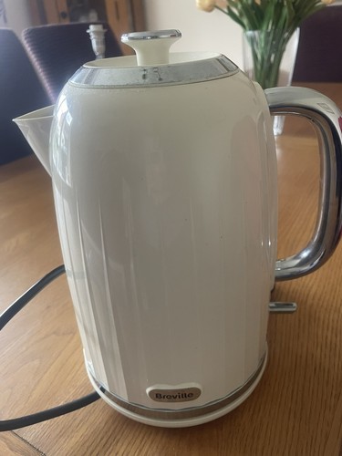 Breville vkj956 cream gloss - cream,