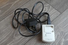 OLYMPUS BATTERY CHARGER LI-30C USED