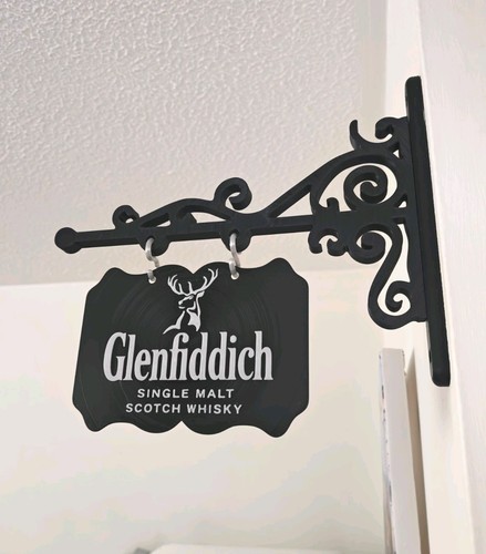 Glenfiddich scottish whisky - scottish,