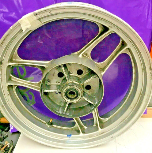 Triumph trophy rear wheel - triumph,