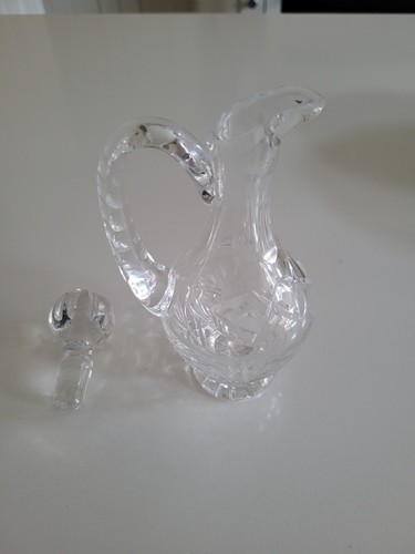 Cut glass vinegar - , with