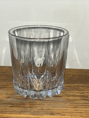 Beekman place circleware - place,