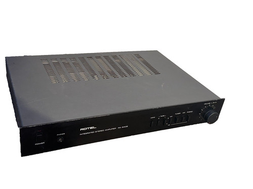 Rotel 840 integrated - rotel, b