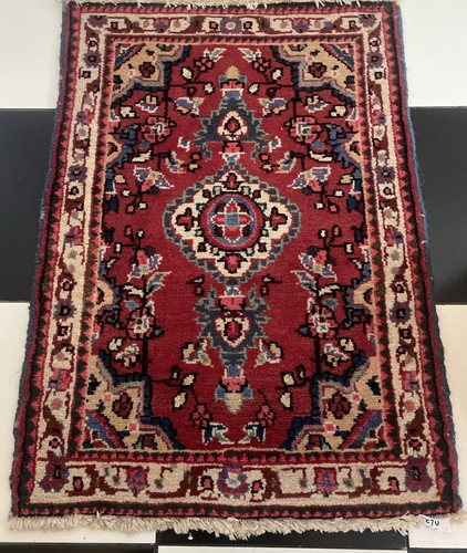 Handmade middle eastern rug - middle,