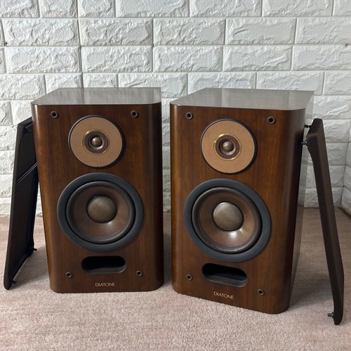 Rare matched pair - rare, diatone