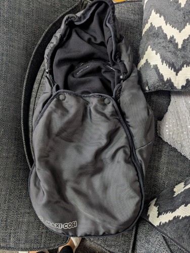 Maxi cosi car - car, footmuff