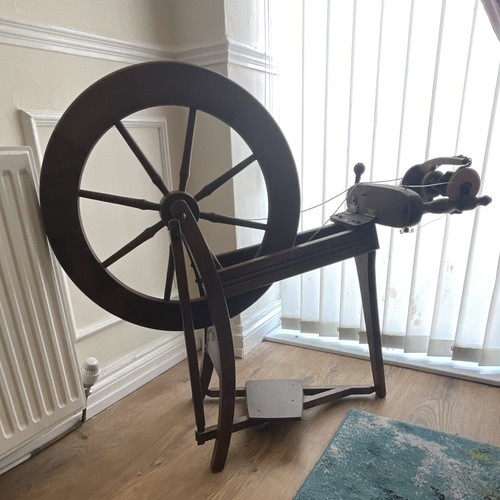 Ashford saxony spinning wheel - ashford,