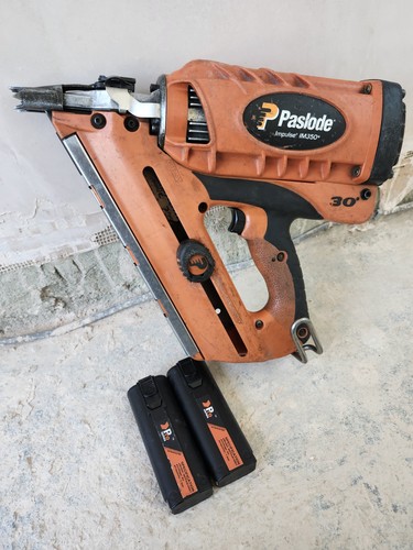 Paslode first fix nail - , gun