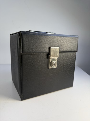 Singles care case - 7”,