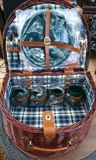 Traditional Wicker Picnic Basket Hamper "Hunter of London" 4 Person Never Used