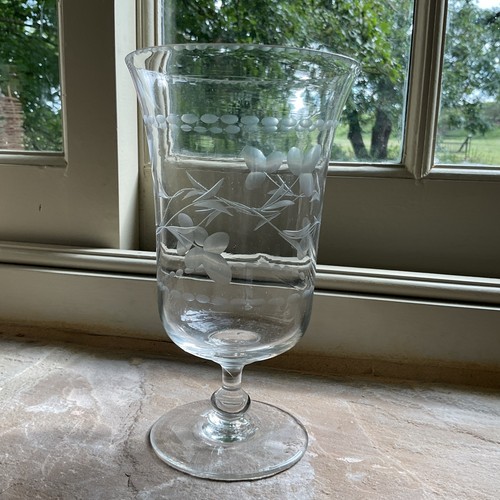 Beautiful antique hand blown - beautiful,