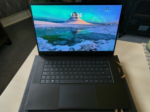 Razer blade advanced - razer, (2022)