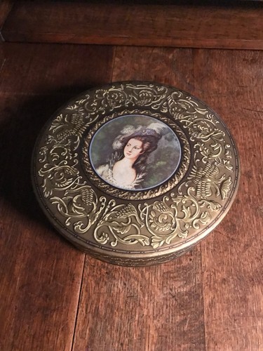 Vintage huntley palmers - a,