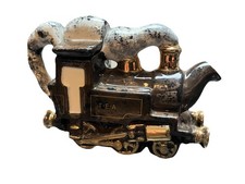 Steam Train Carters of Suffolk Novelty Teapot Small Glossed Ceramic Ornament