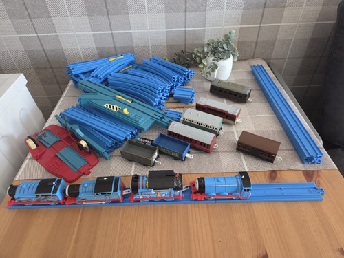 Tomy trackmaster - tomy,