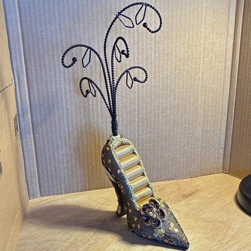 Vintage high heel - high, jewelry