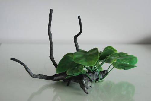 Aquarium realistic plastic - x,