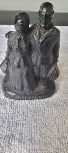 Vintage 1967 bronze - vintage, metal