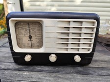 Vintage/retro 1940s Ultra T401 Bakelite Valve Radio