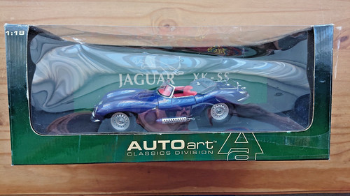 Autoart 73510 scale - autoart,