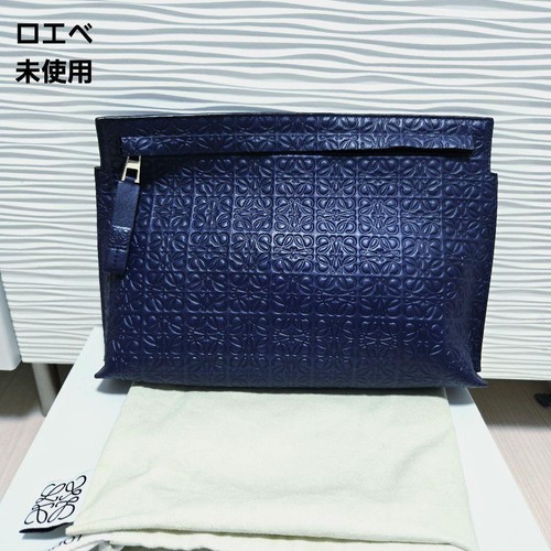 Loewe navy leather clutch bag - navy,