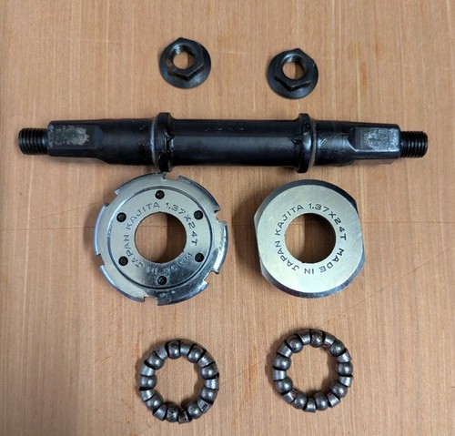 Kajita bottom bracket - bottom,