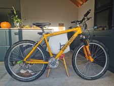 Cannondale F300 Mountain Bike