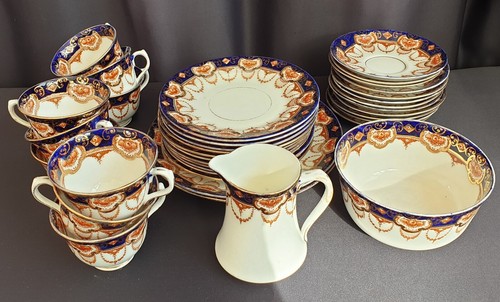 Royal albert crown china - albert,