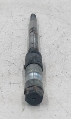 Front wheel pin honda - front,